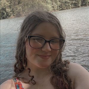 Meet your Posher, Kaylee